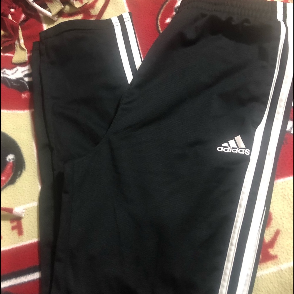 - Adidas boys sweat pants
